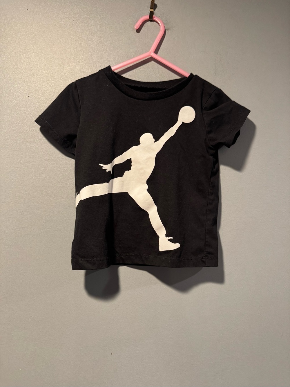*Jordan Black Tee with White Jumpman Graphic Kids